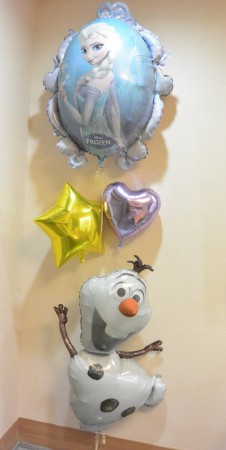 アナと雪の女王❤オラフ付き　（裏はエルサになっています）